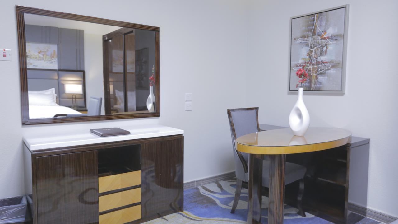 Niyaf Hotel Appartments Khamis Mushait Buitenkant foto