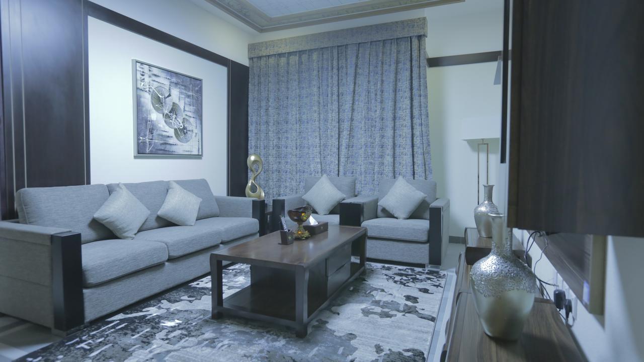 Niyaf Hotel Appartments Khamis Mushait Buitenkant foto