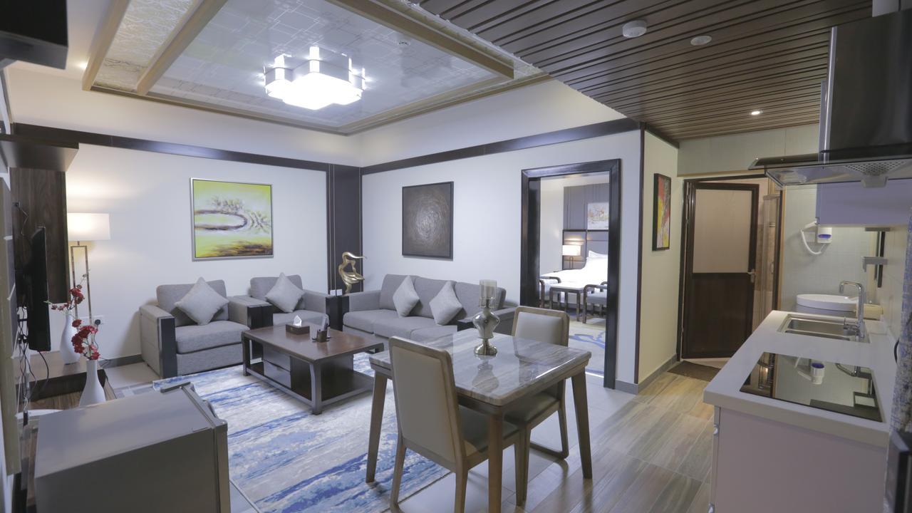 Niyaf Hotel Appartments Khamis Mushait Buitenkant foto